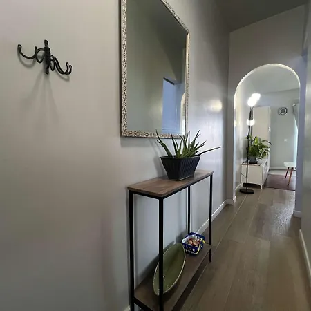 Triple A Location Rents Fast By Better Bookings Appartement Marbellac